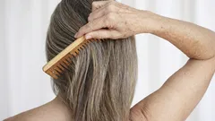 Cura dei capelli per le donne sopra i 50 anni: come rendere i capelli più folti e sani